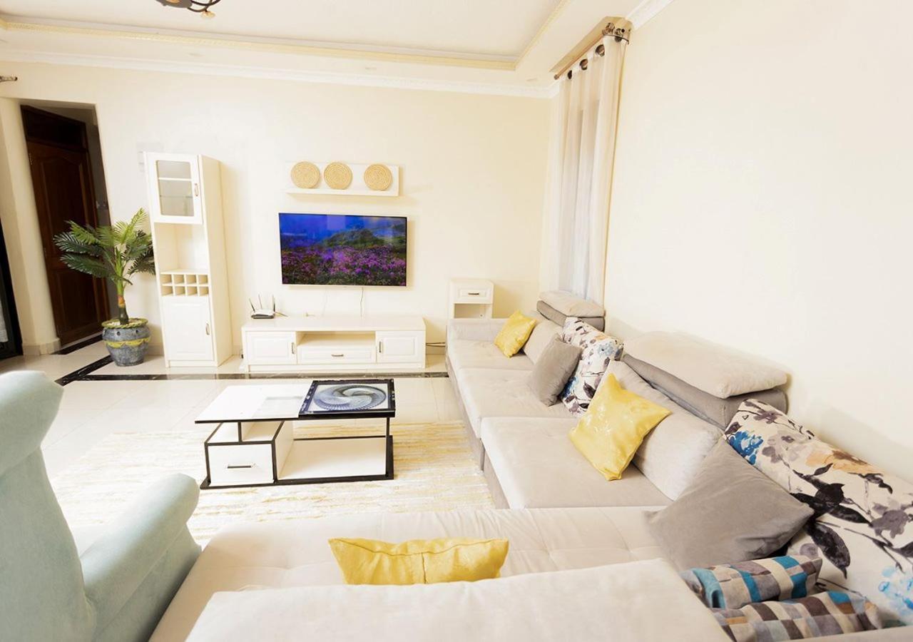 Mayfair 1 Bedroom-bukoto Apartamento *