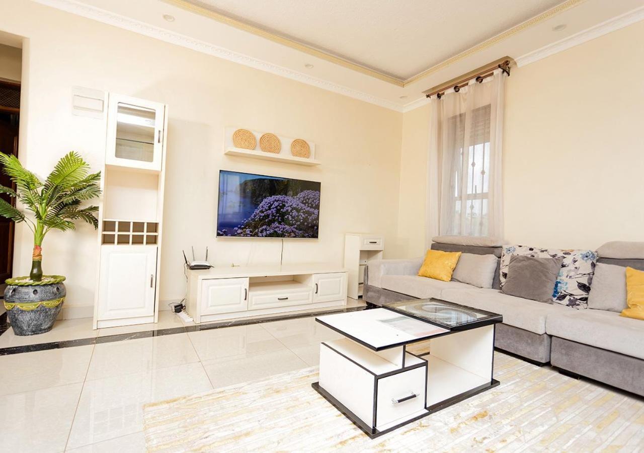 Mayfair 1 Bedroom-bukoto Apartamento *