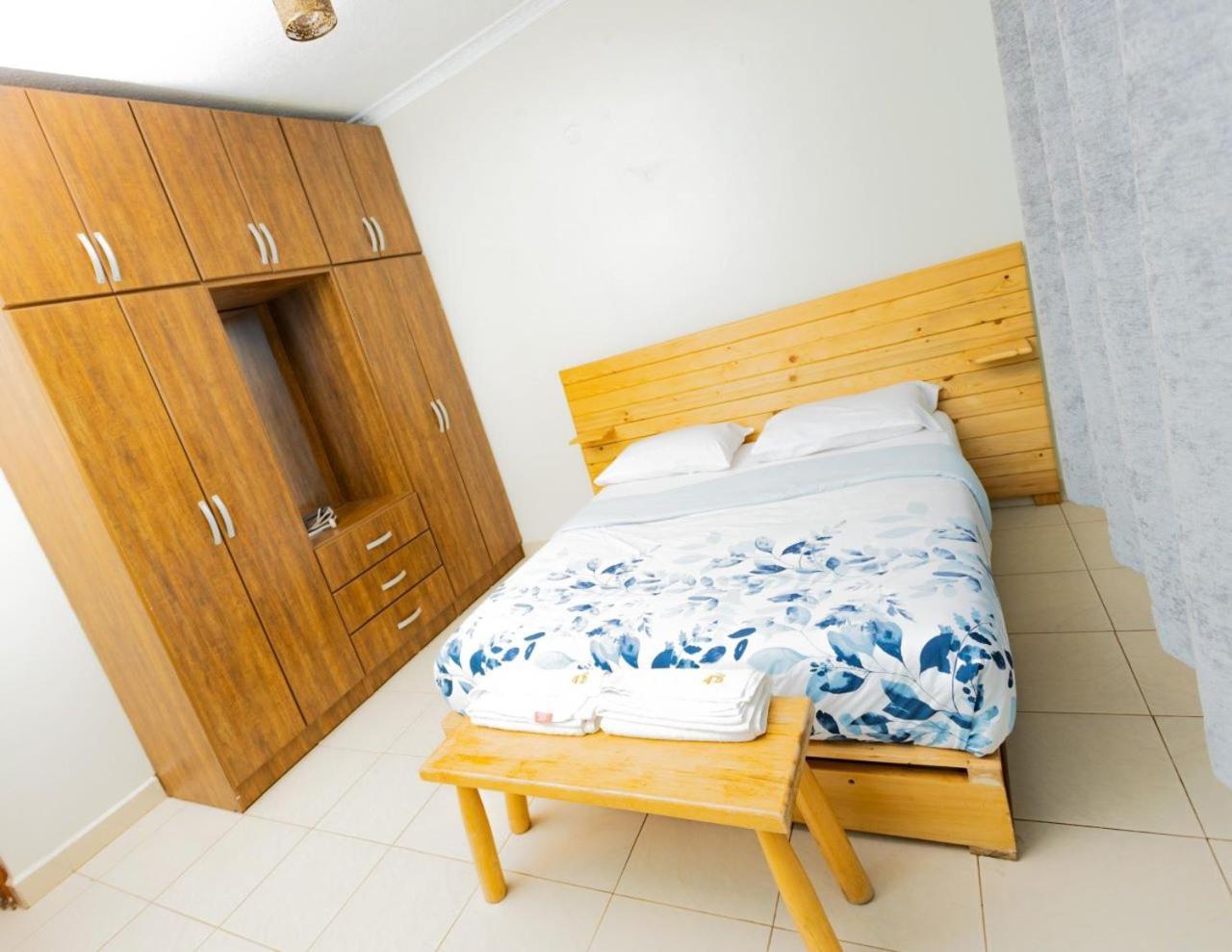 Mayfair 1 Bedroom-bukoto * Kampala