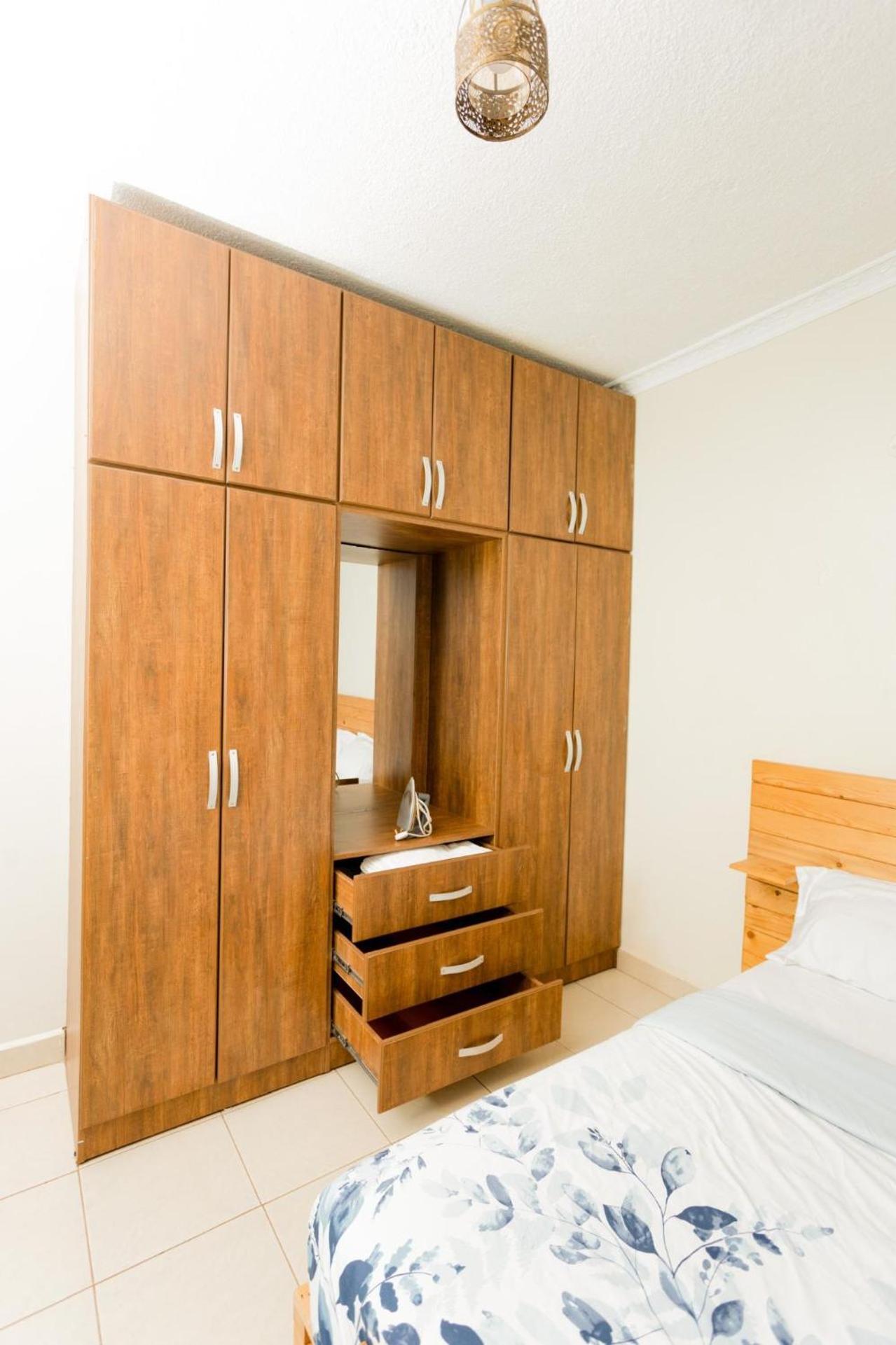 Apartamento Mayfair 1 Bedroom-bukoto *